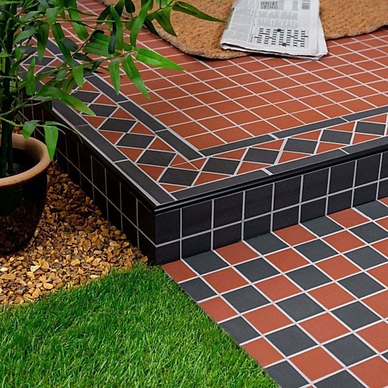 Era Red & Black Corner 29x23.8cm (per piece)