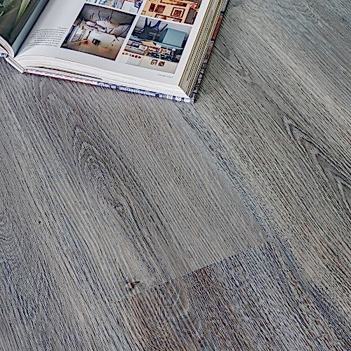 EnviroClick Smoked Grey Oak SPC 18.3x122.2cm (box of 10)