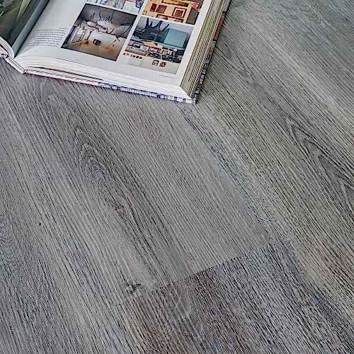 EnviroClick Smoked Grey Oak SPC 18.3x122.2cm (box of 10)