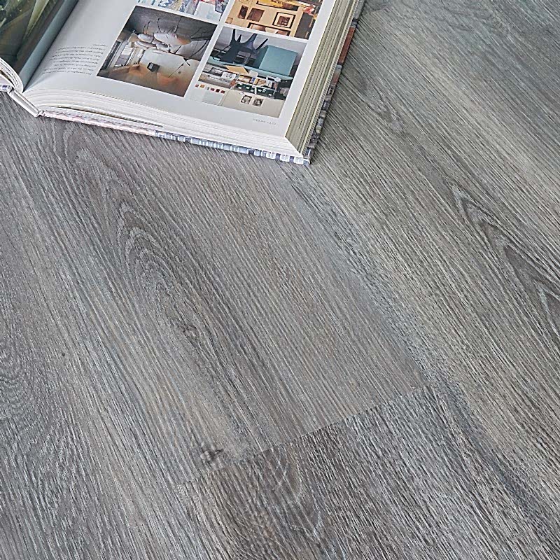 EnviroClick Smoked Grey Oak SPC 18.3x122.2cm (box of 10) EnviroClick Smoked Grey Oak SPC 18.3x122.2cm (box of 10)