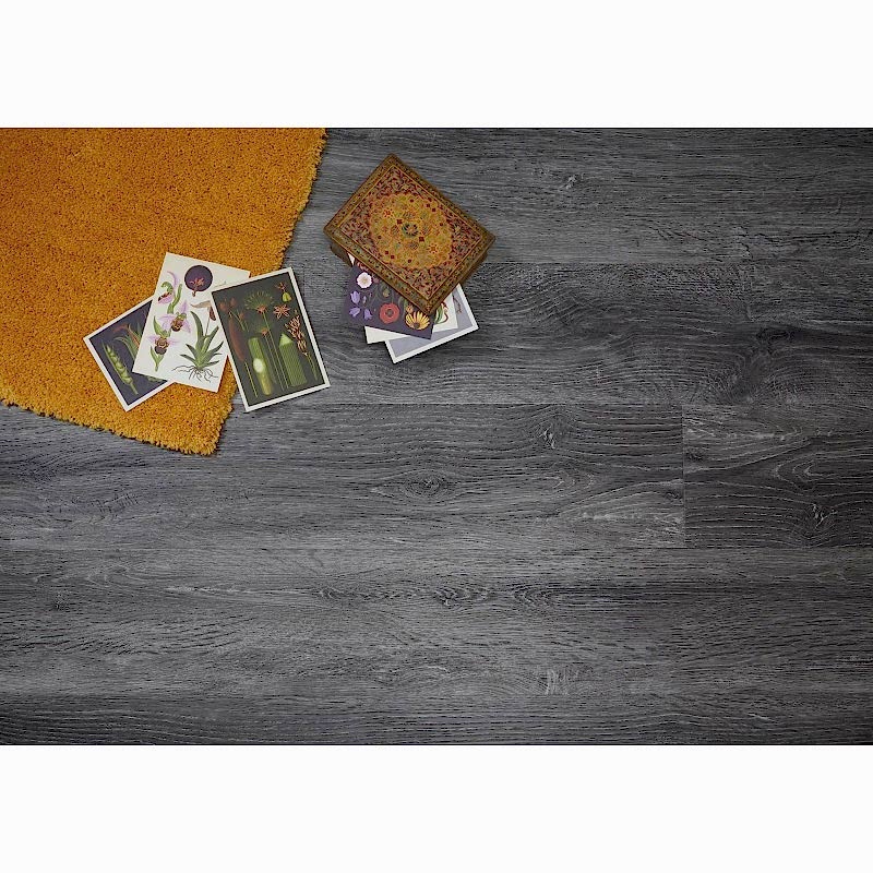 Natural Smoked Limewash LVT 18.4x121.9cm (box of 16) Natural Smoked Limewash LVT 18.4x121.9cm (box of 16)