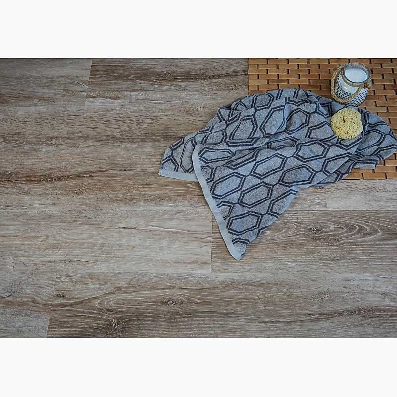Natural Rift Sawn Oak LVT 18.4x121.9cm (box of 16) Natural Rift Sawn Oak LVT 18.4x121.9cm (box of 16)