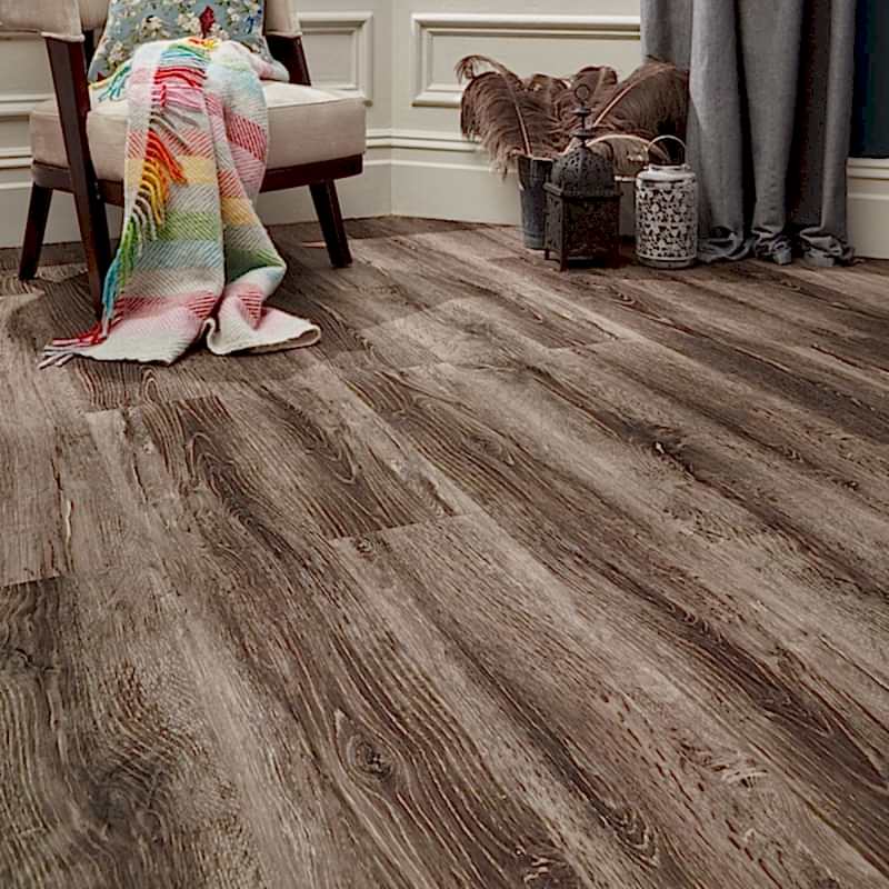 Natural Roasted Oak LVT 18.4x121.9cm (box of 16)