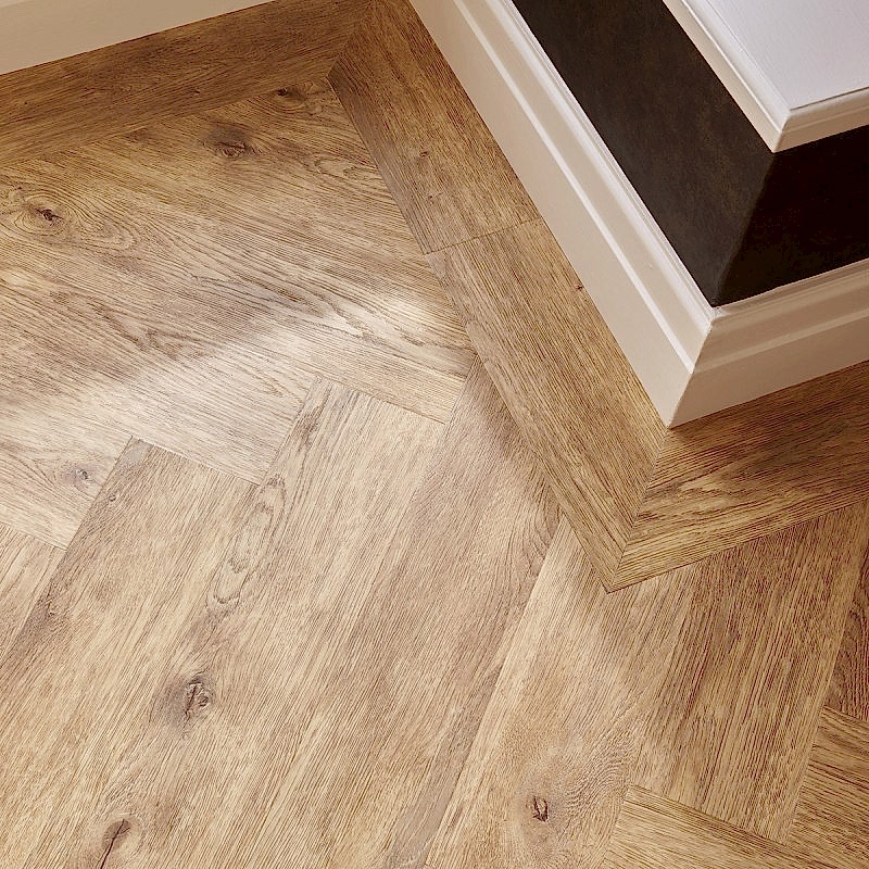 Natural Parquet Carpenters Oak LVT 12.2x61cm (box of 50) Natural Parquet Carpenters Oak LVT 12.2x61cm (box of 50)