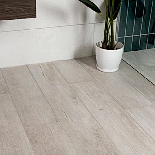 Groove White 24x151cm (box of 3)