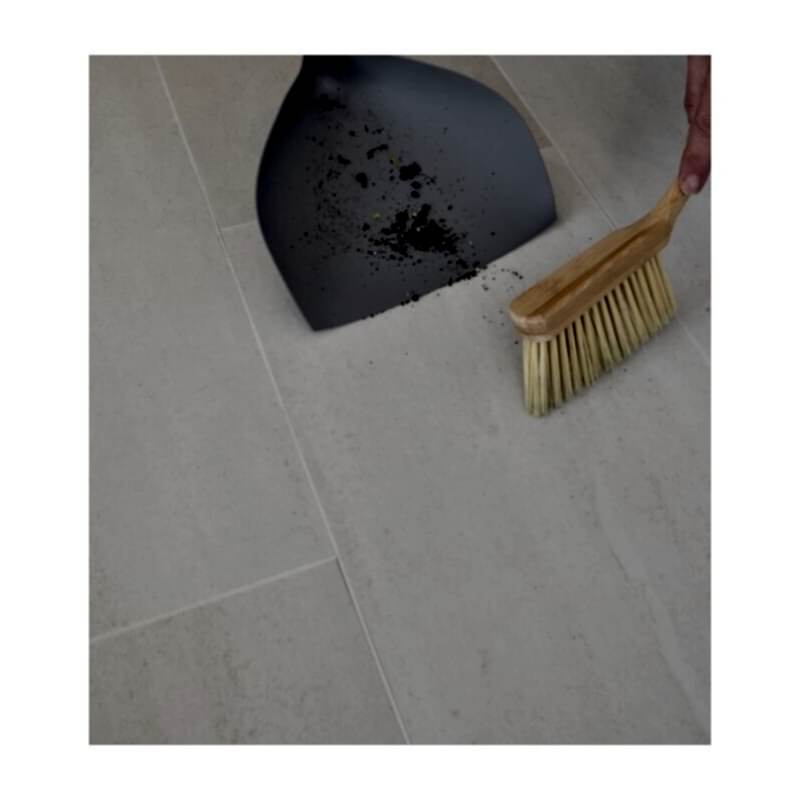 Natural Stones Abruzzo Travertine LVT 30.5x61cm (box of 18) Natural Stones Abruzzo Travertine LVT 30.5x61cm (box of 18)